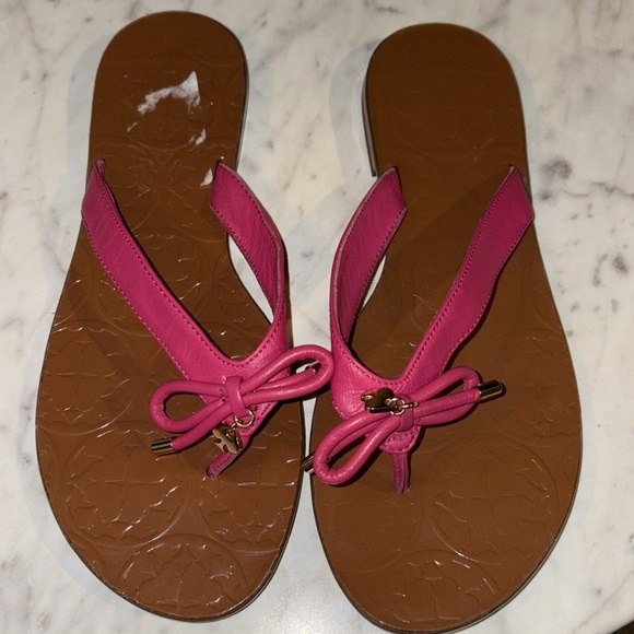 Kate Spade Pink leather tie flip flops - woman’s size 7.5 - Picture 3 of 4